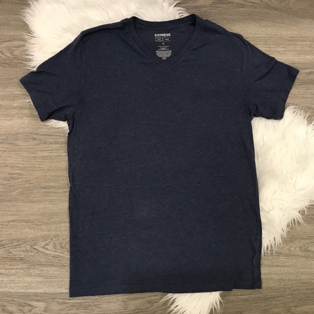 Express Men’s V Neck Tee